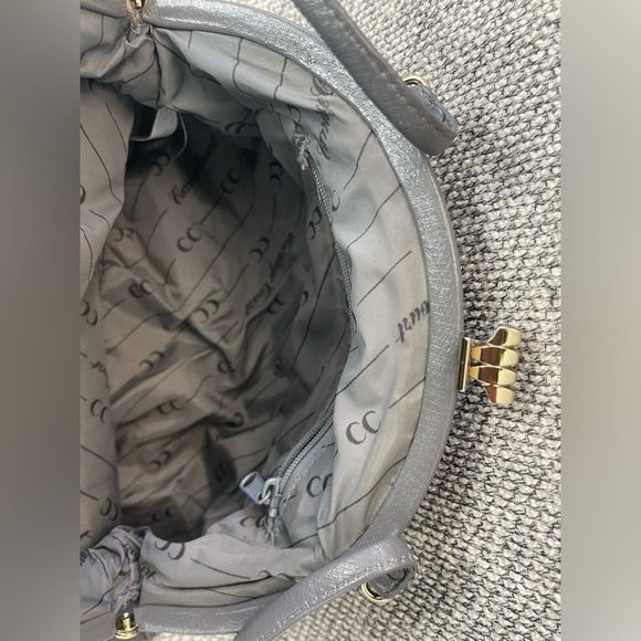 Genuine Leather Elegant Gray Crossbody Bag with Unique Shape and Drawstring - Picture 6 of 16